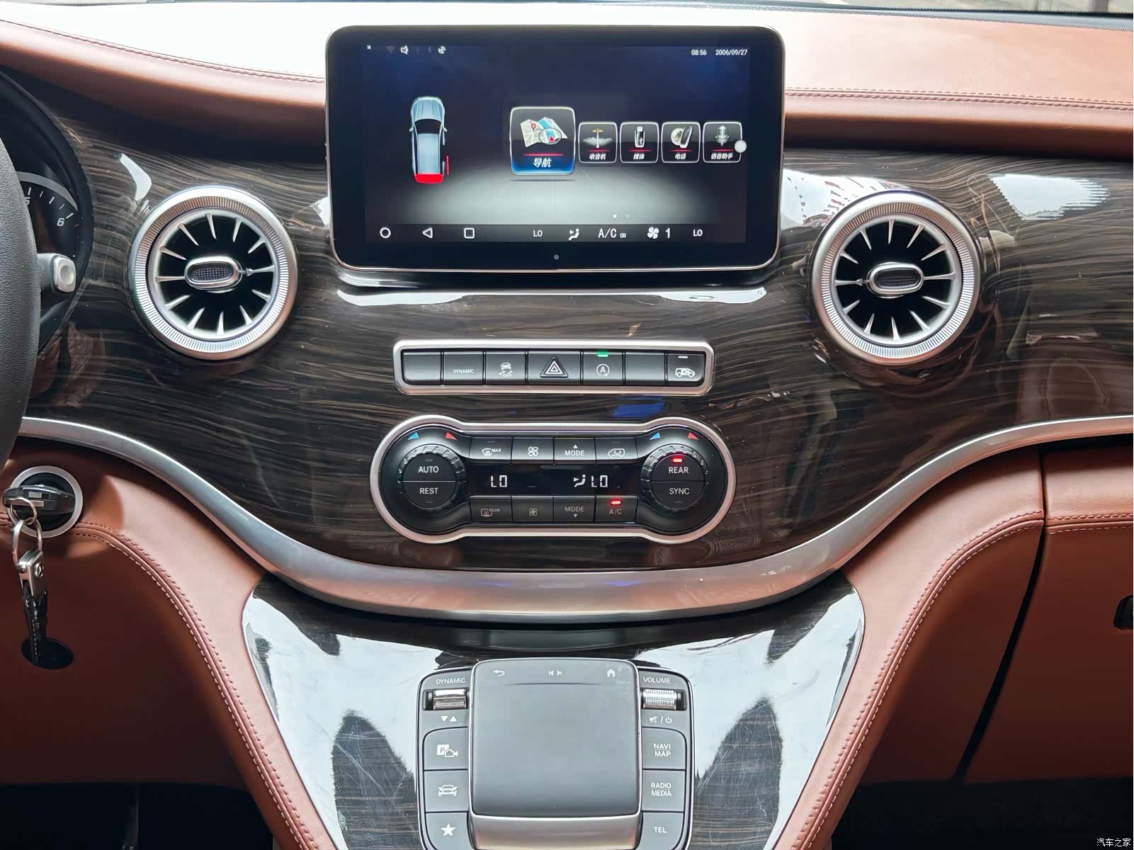 Mercedes-Benz VI, 2020 6