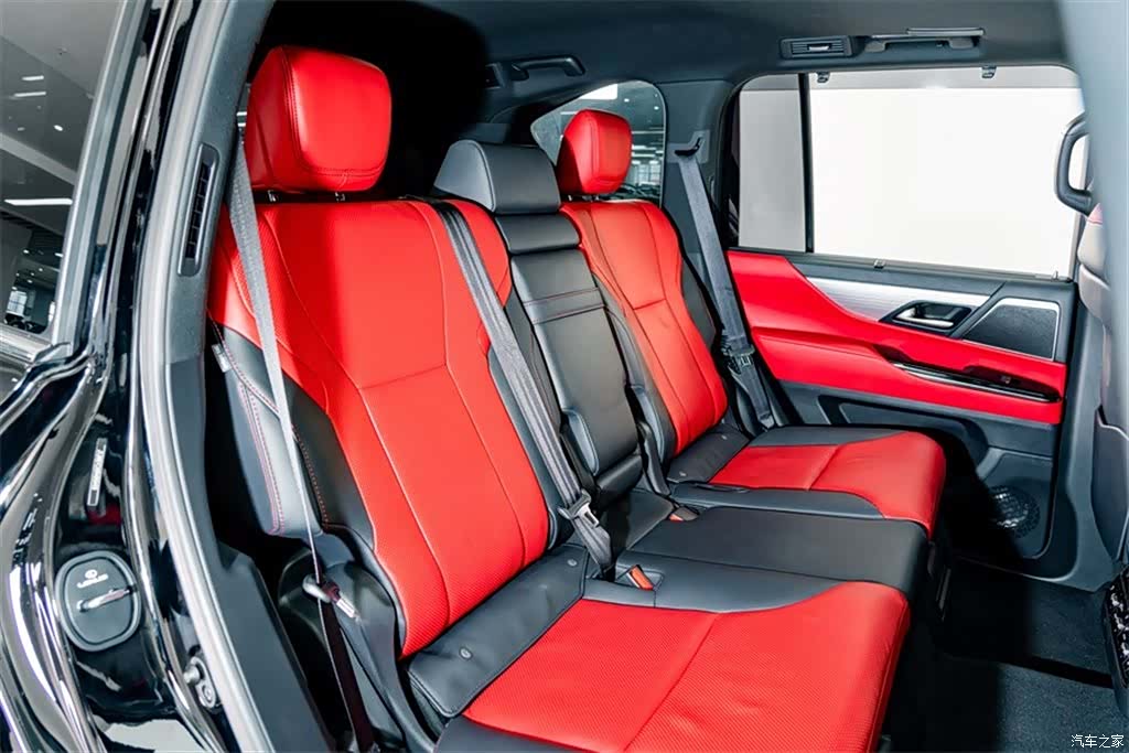 Lexus LX, 2025 25