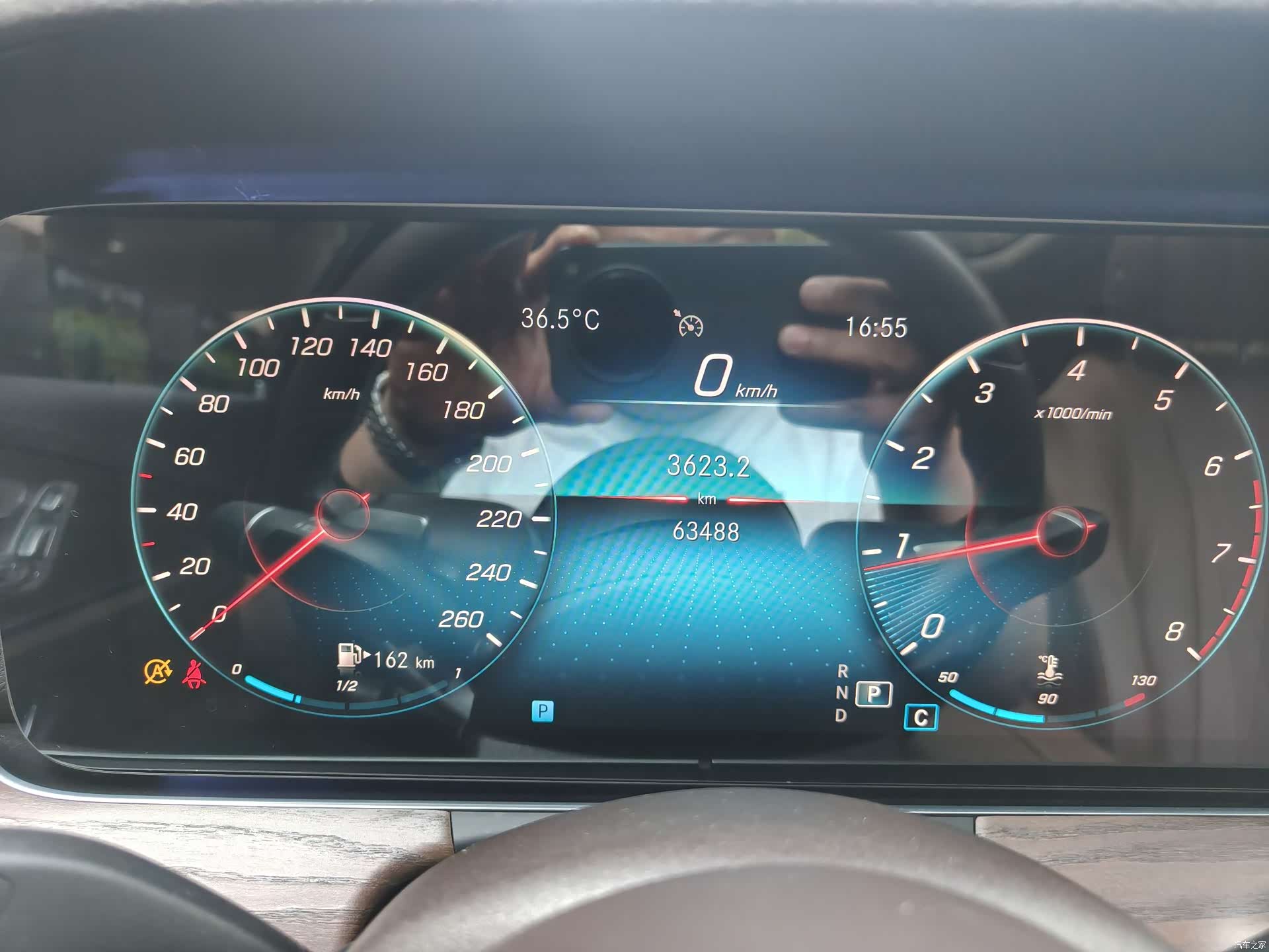 Mercedes-Benz E-Class, 2020 4