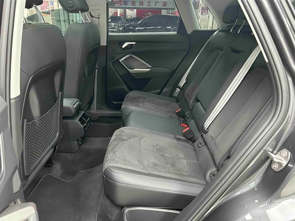 Audi Q3, 2023 14