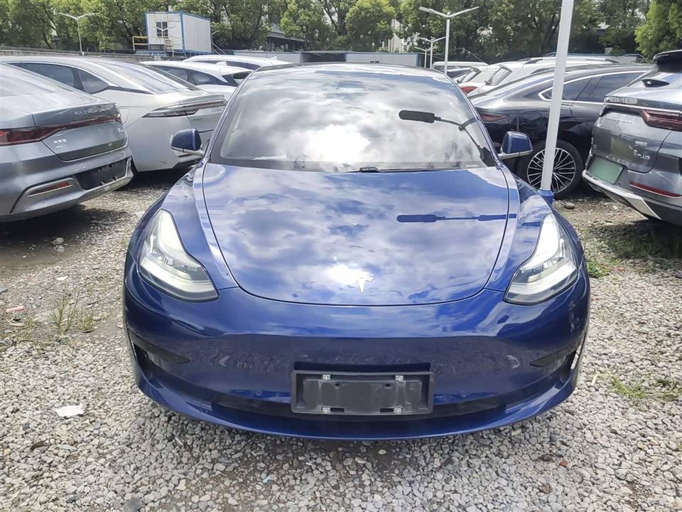 Tesla Model 3 Tesla Model 3