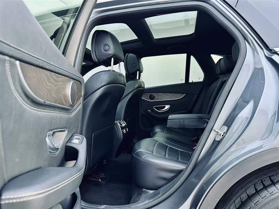 Mercedes-Benz GLC Mercedes-Benz GLC