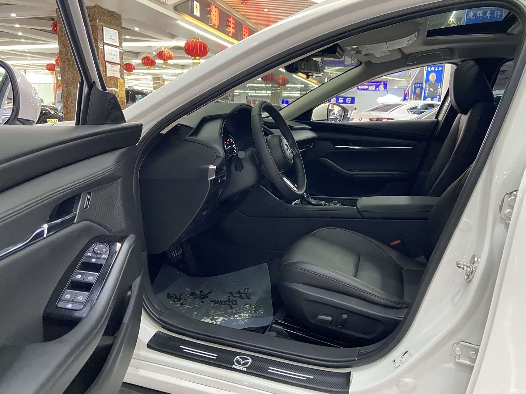 Mazda Mazda3, 2023 7
