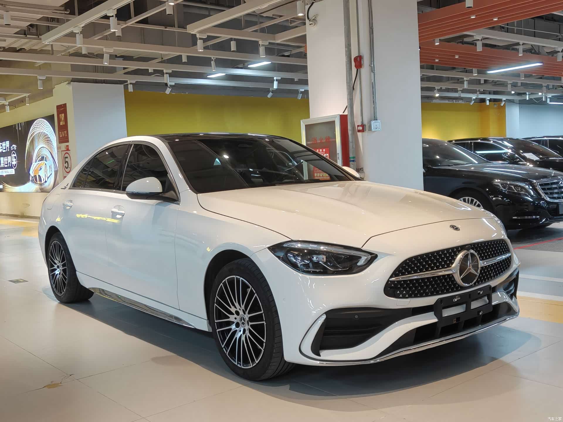 Mercedes-Benz C-Class, 2021 3