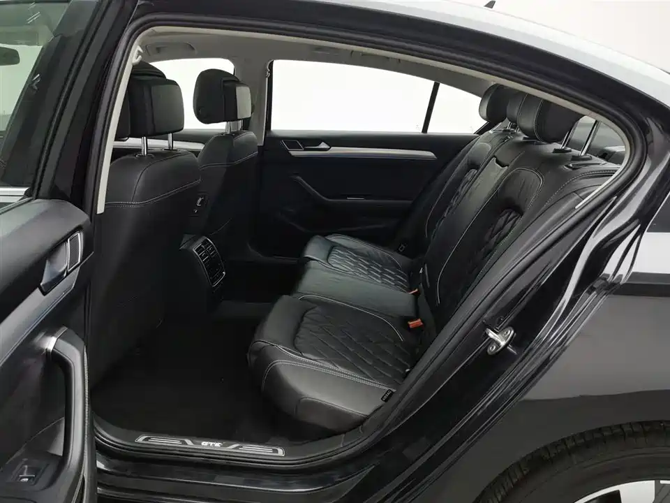 Volkswagen Magotan GTE