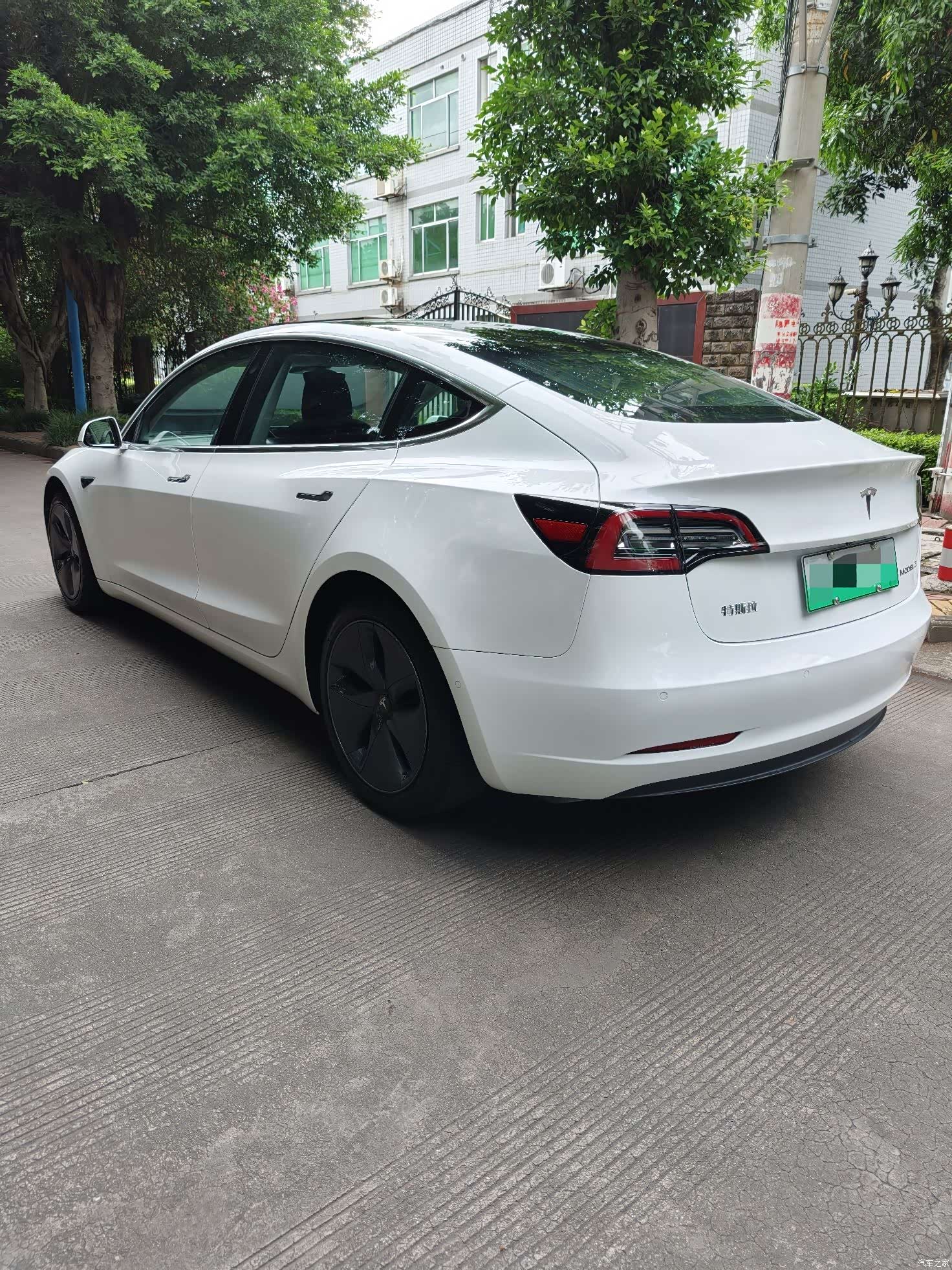 Tesla Model 3, 2020 7