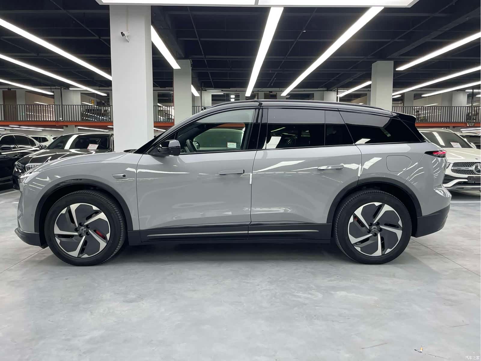 NIO ES6, 2023 4