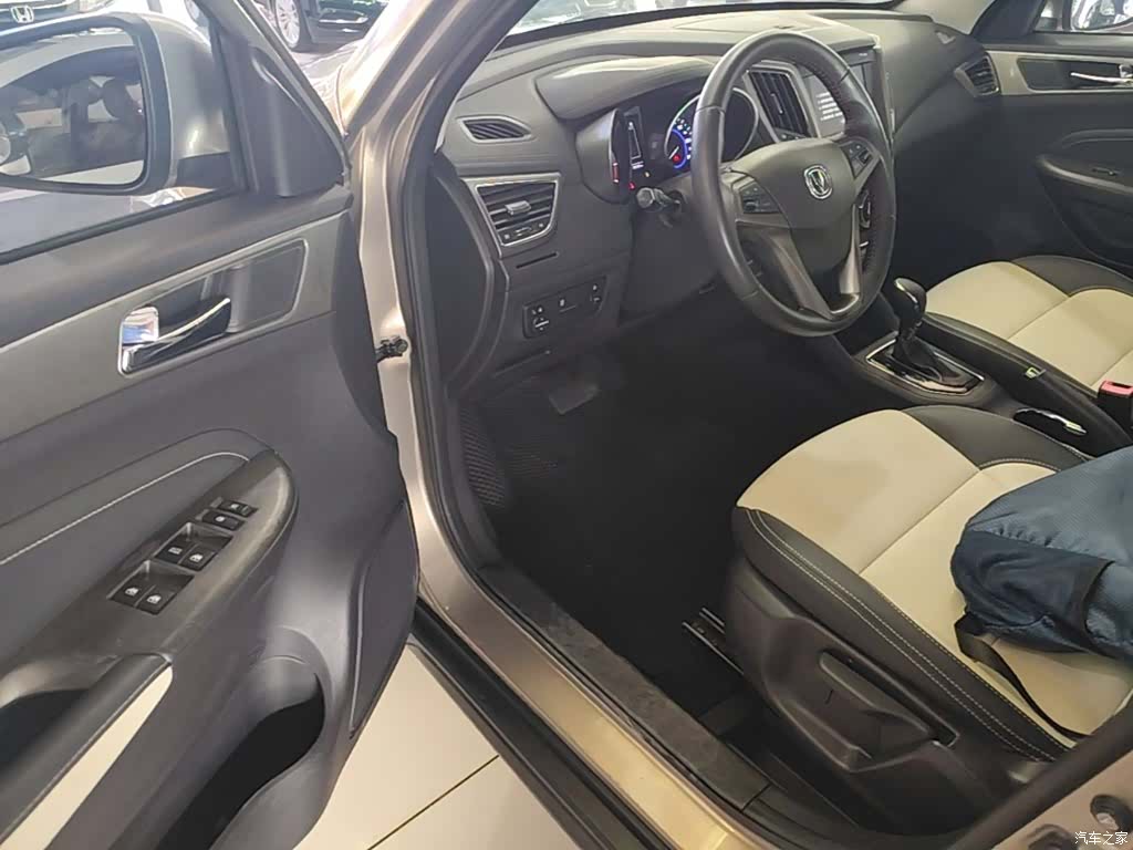 Changan CS35, 2017 16