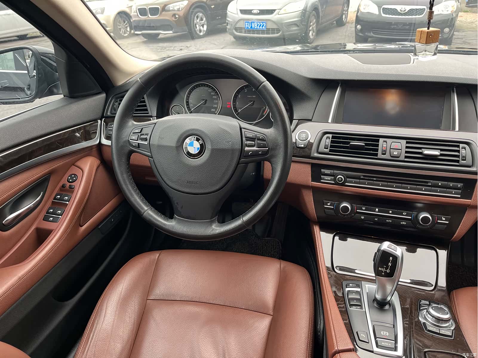 BMW 5 Series, 2014 11