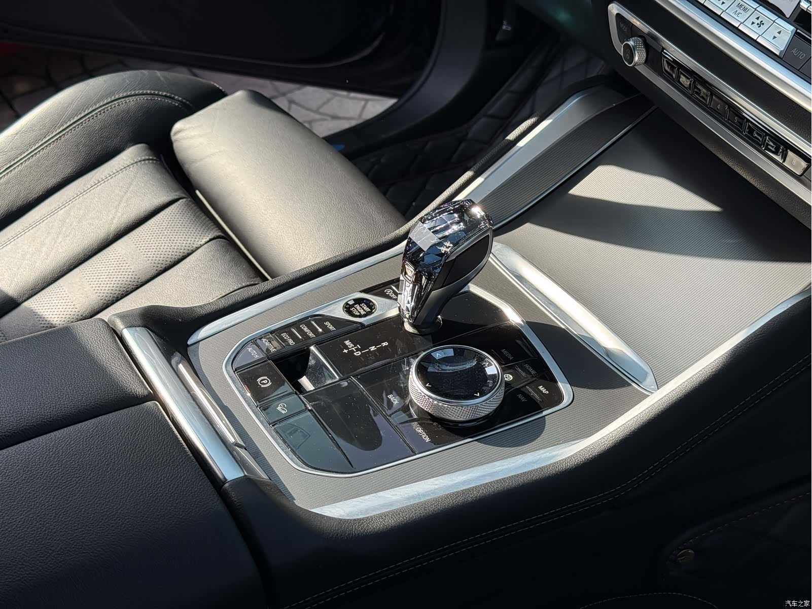 BMW X6, 2020 8
