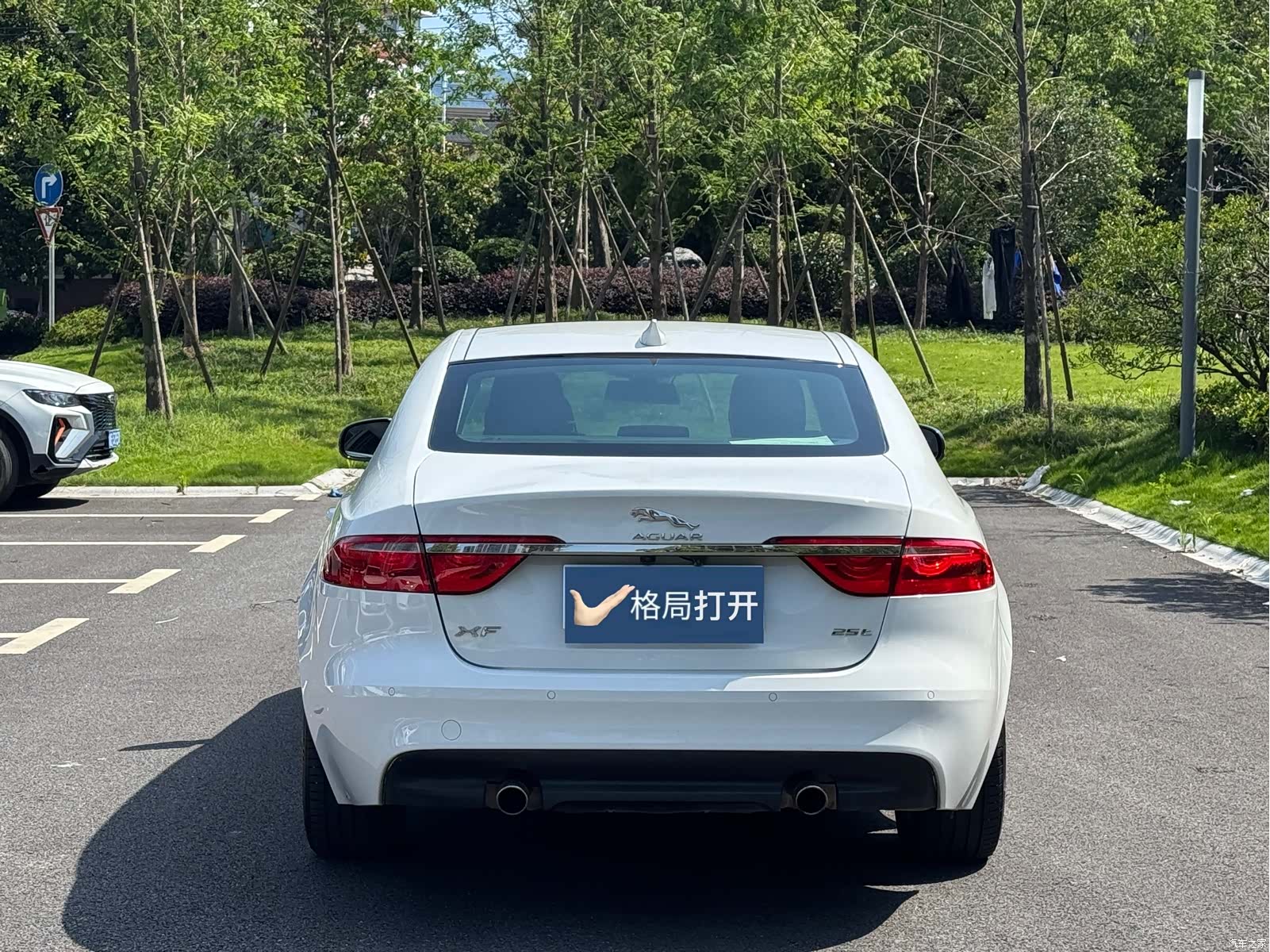 Jaguar XF, 2016 3
