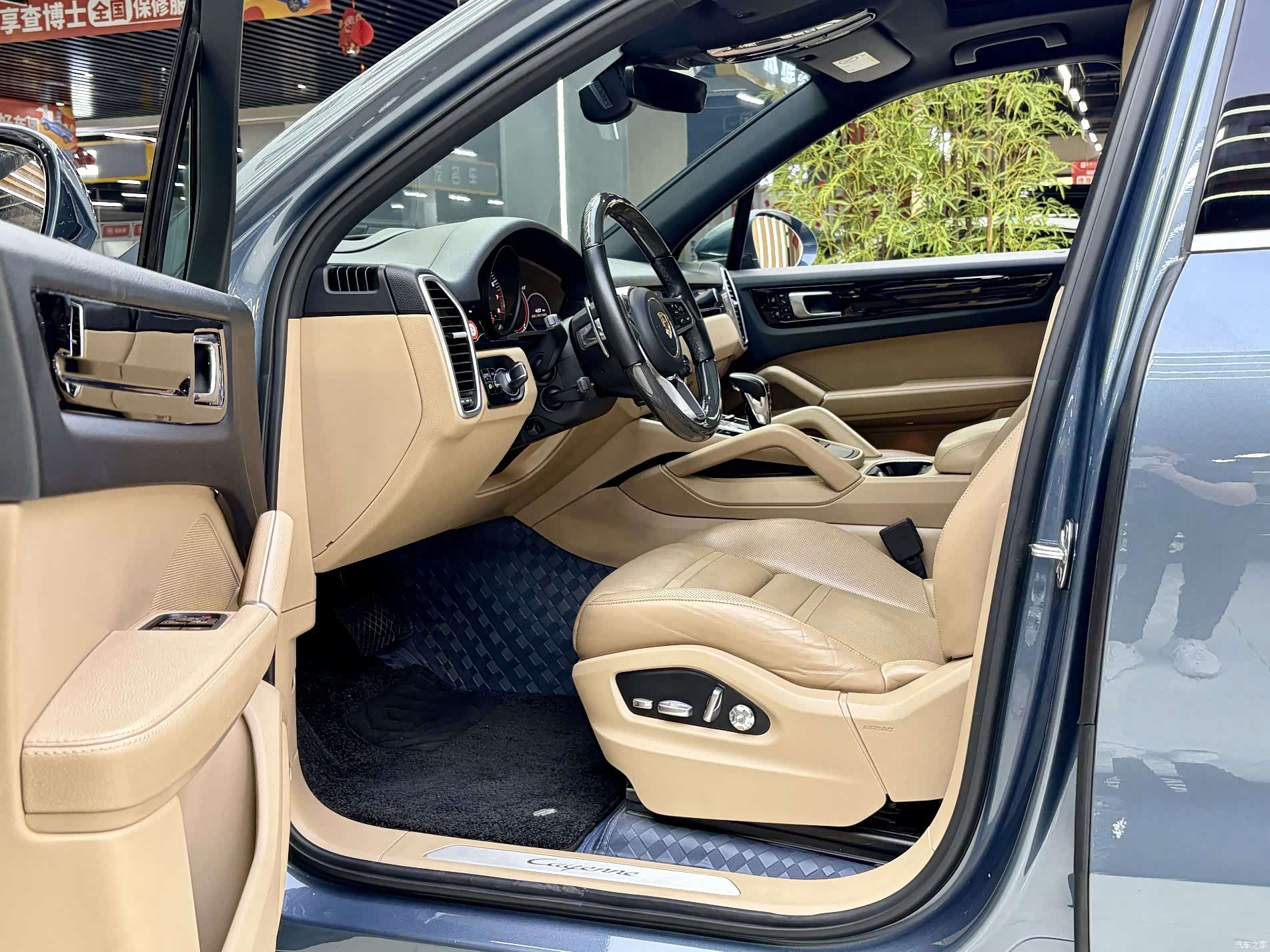 Porsche Cayenne, 2019 все фото