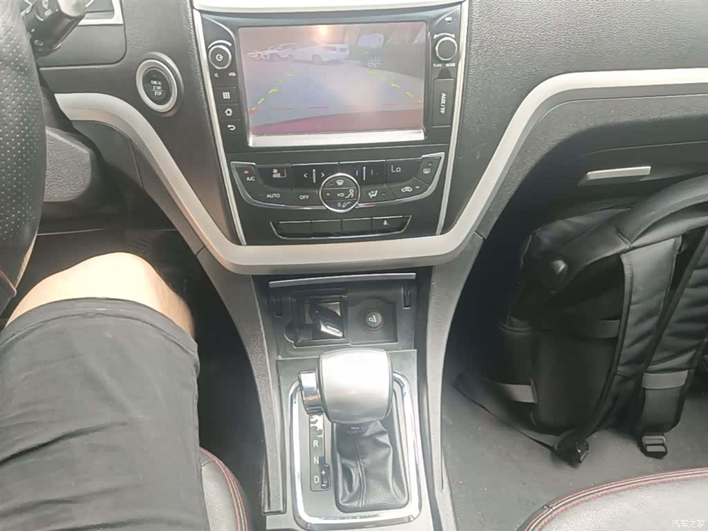 Geely Emgrand, 2015 14