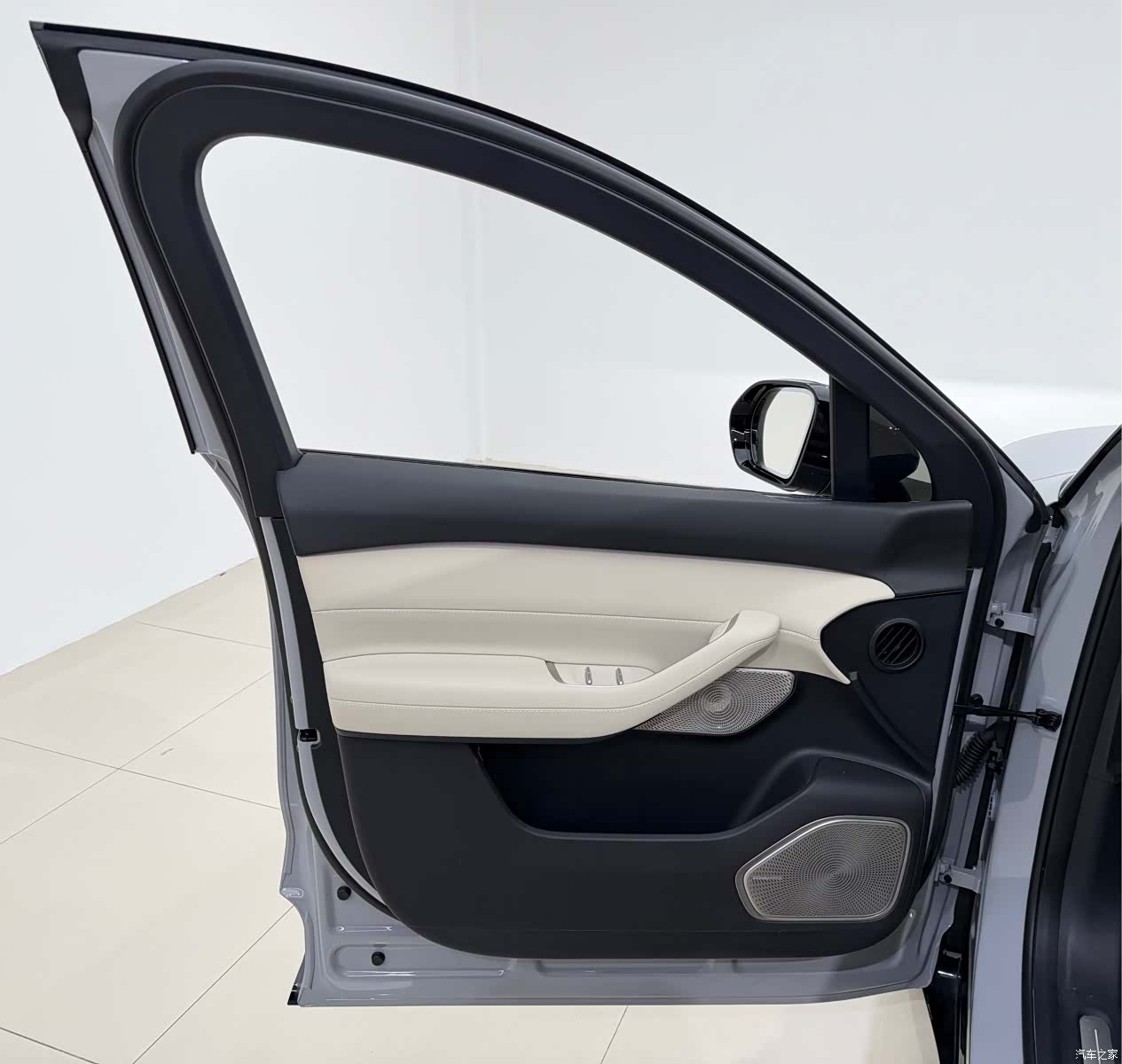 NIO ES6, 2025 7