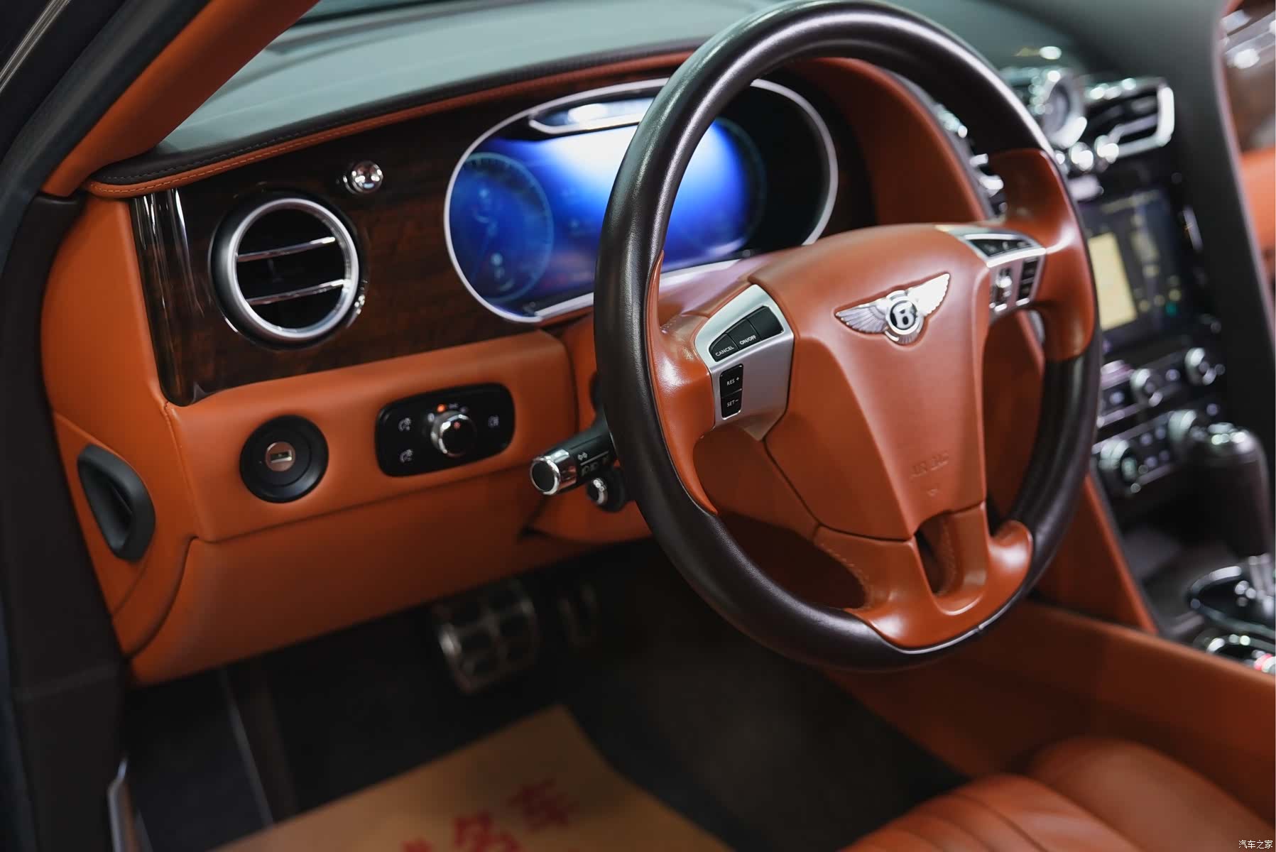 Bentley Flying Spur, 2018 16