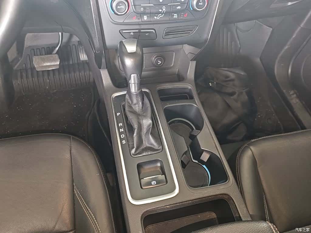 Ford Kuga, 2017 14