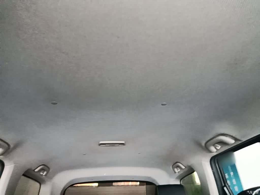 Wuling 360, 2018 18