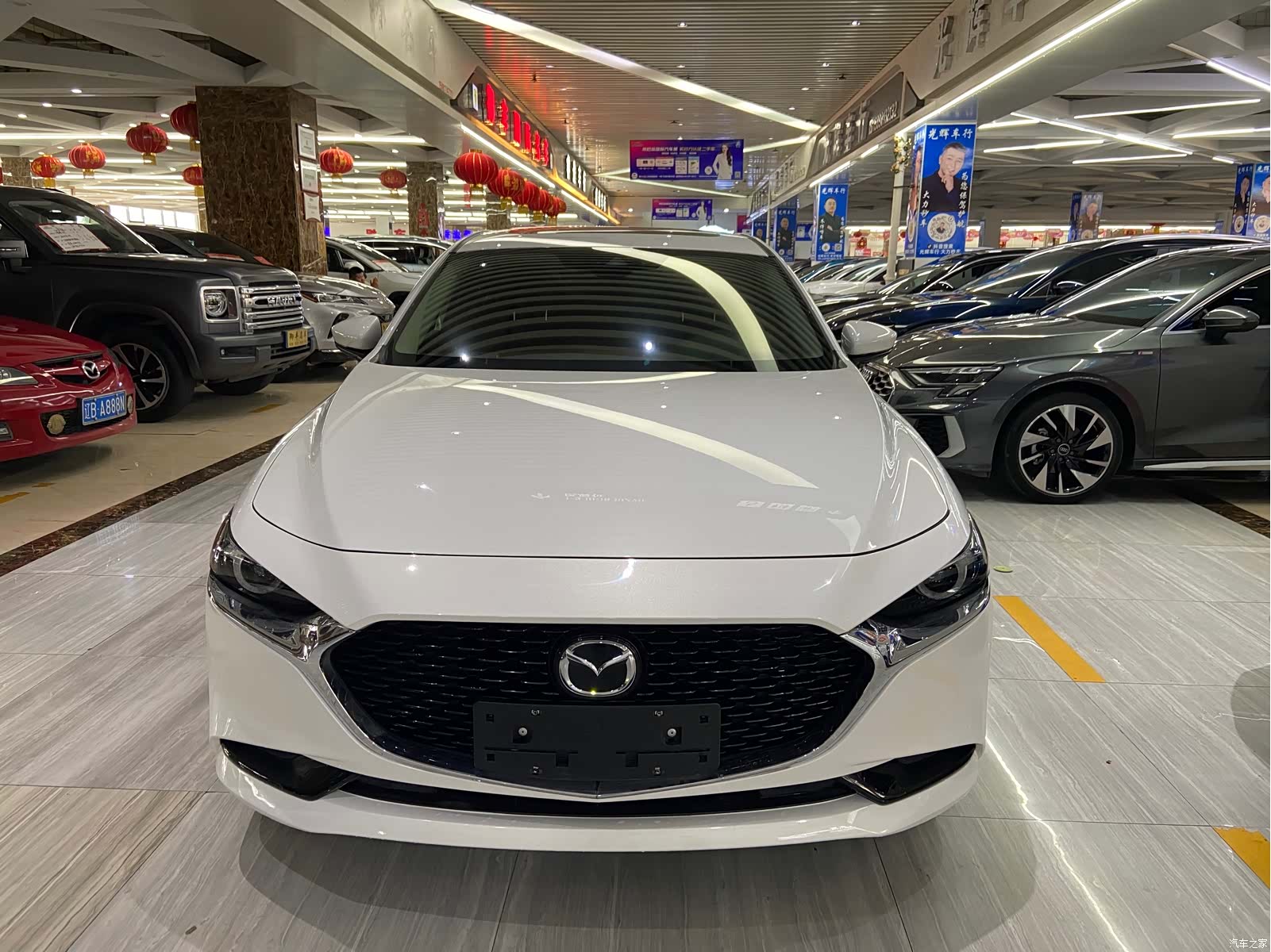 Mazda Mazda3, 2023 2
