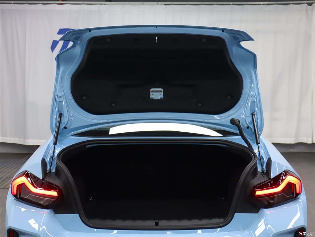 BMW M2, 2025 28