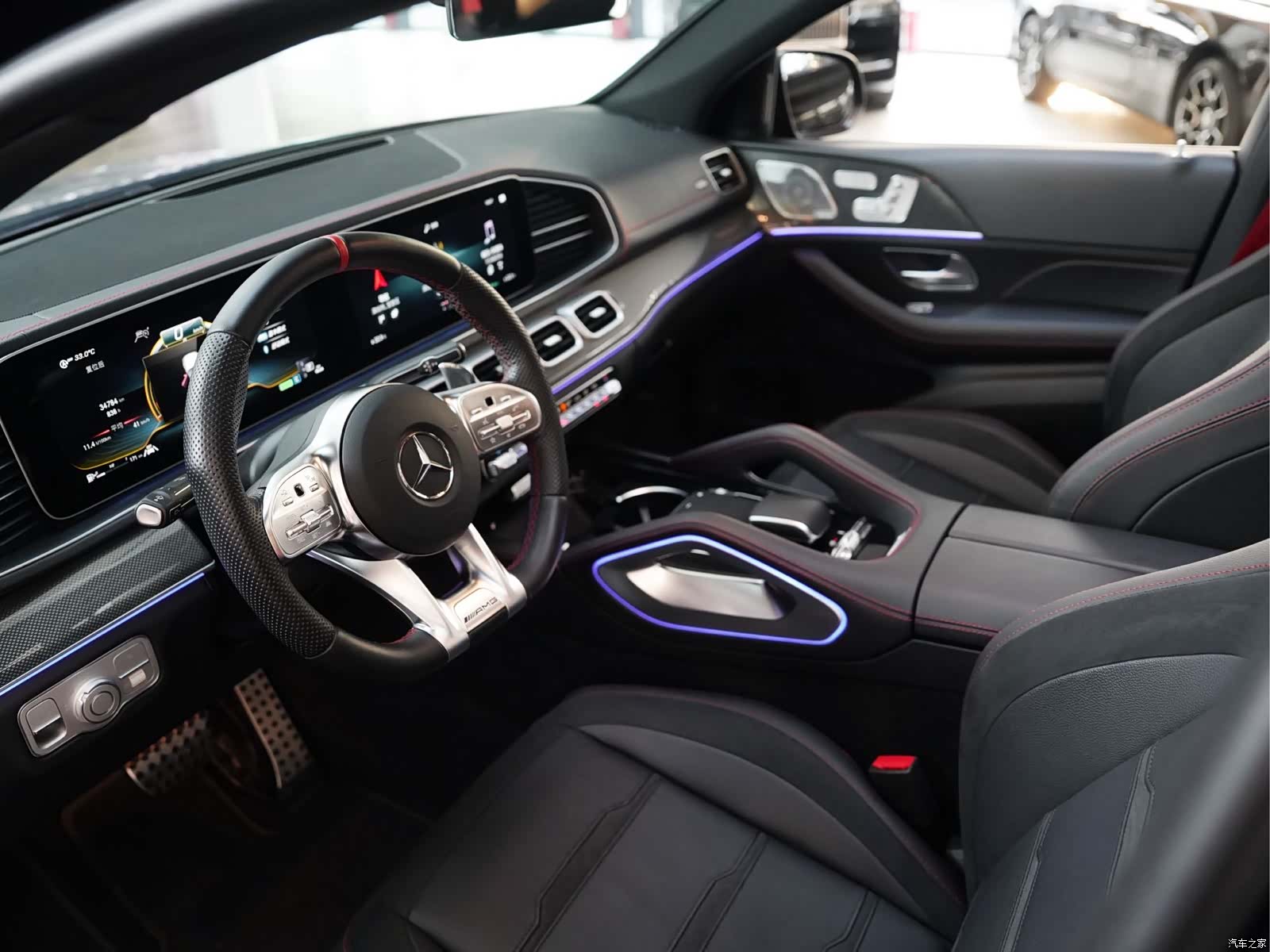 Mercedes-Benz GLE, 2024 все фото