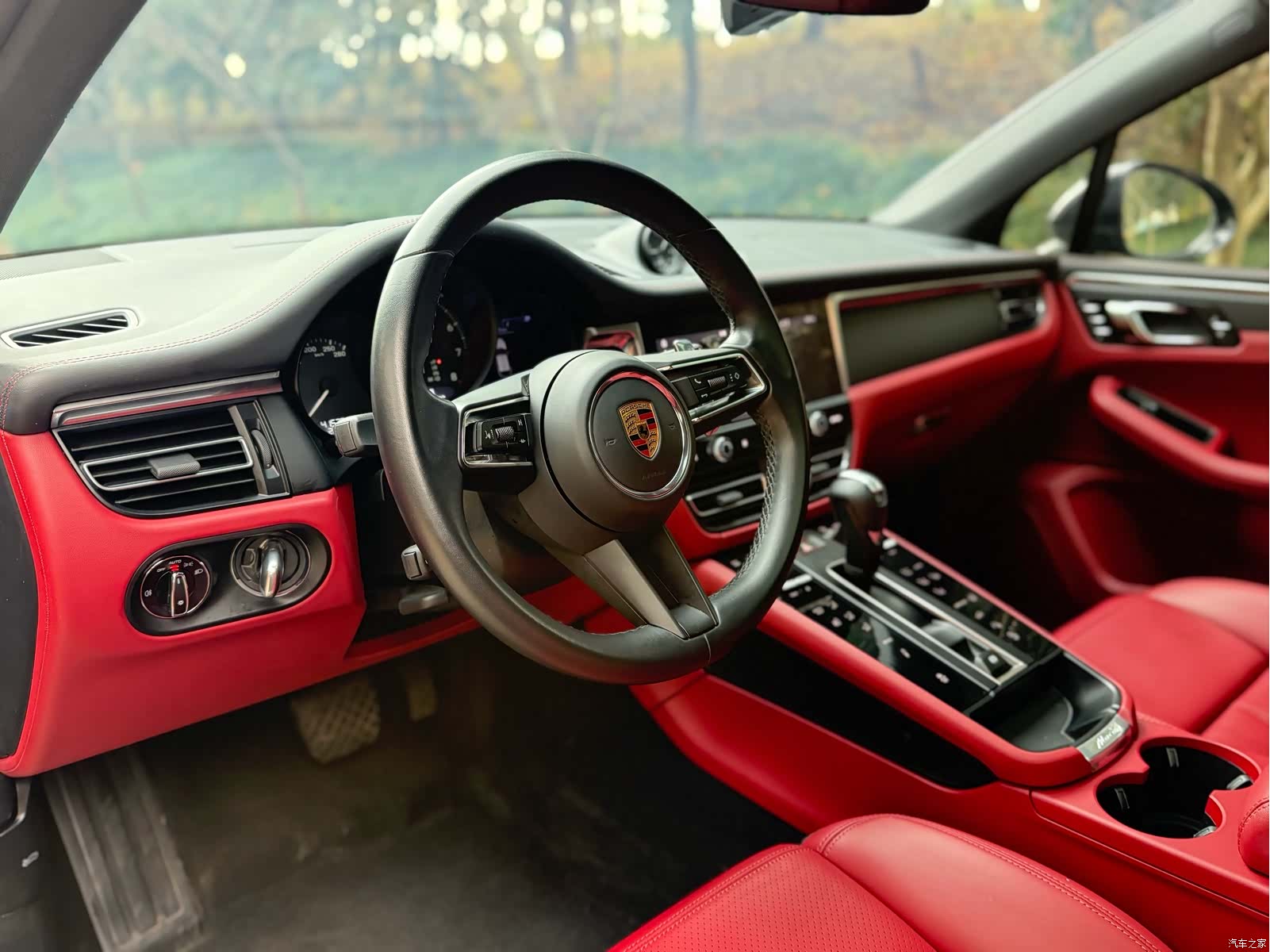 Porsche Macan, 2023 7