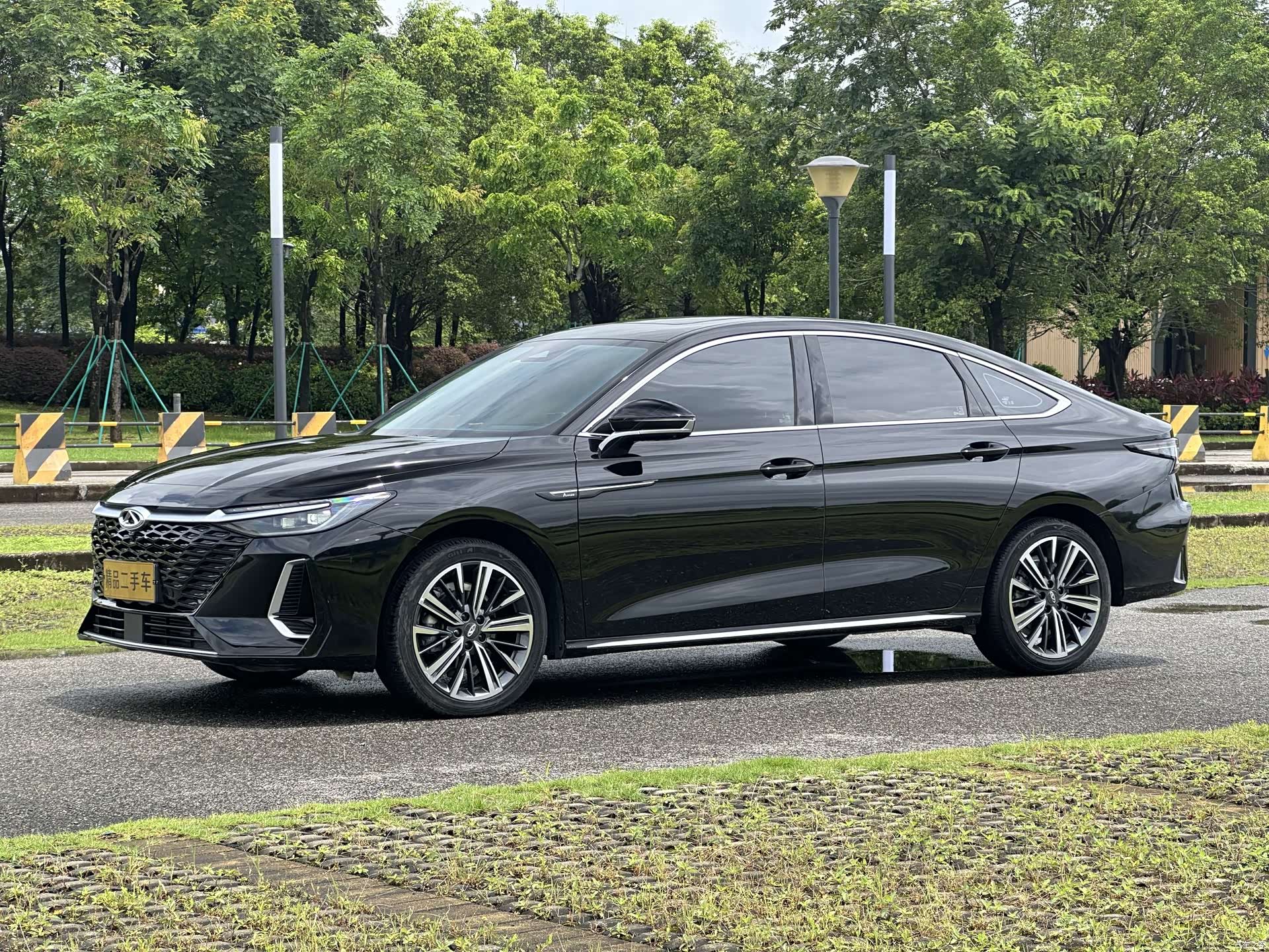 Chery Arrizo 8, 2024 1