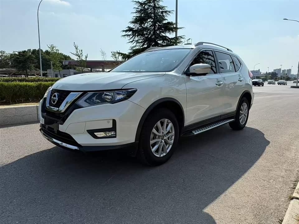 Nissan Qijun
