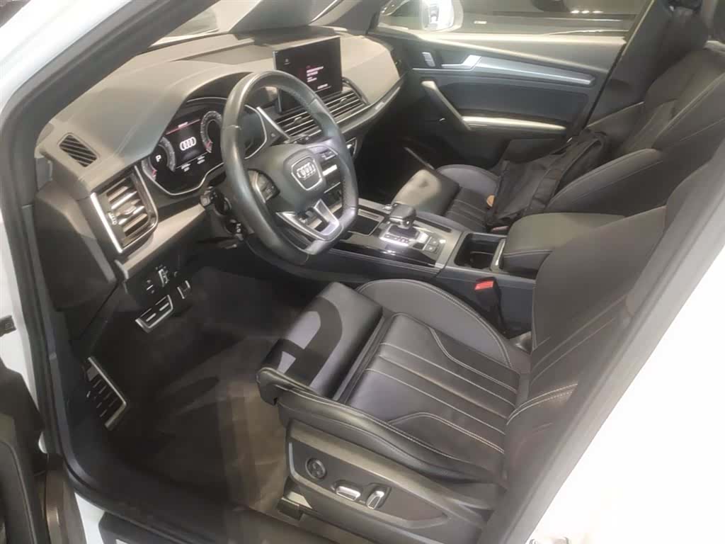 Audi Q5L, 2023 22