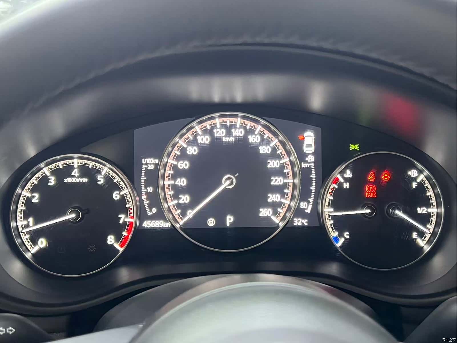 Mazda Mazda3, 2023 16
