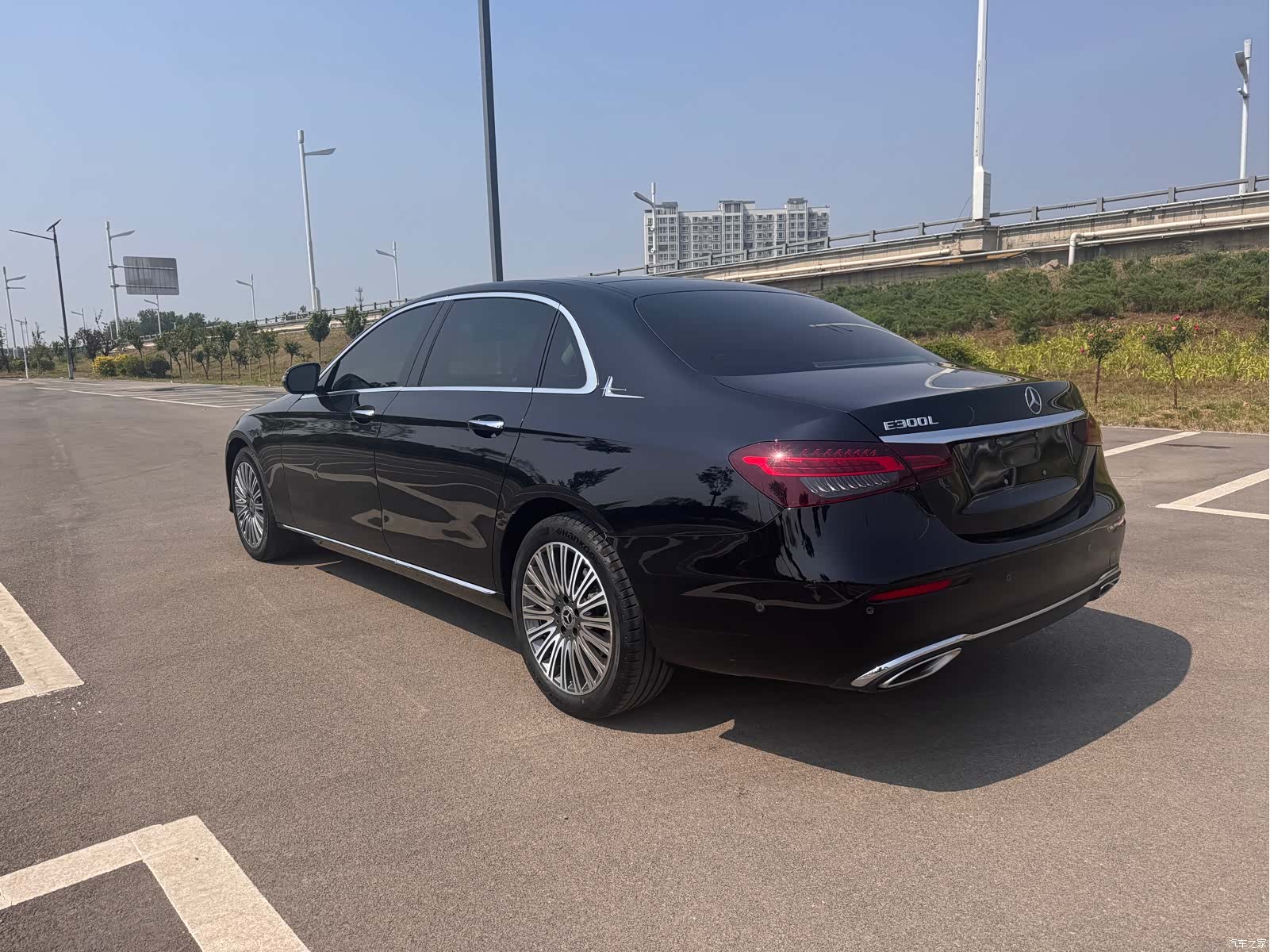 Mercedes-Benz E-Class, 2023 6