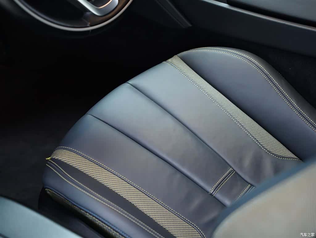 BMW i8, 2017 29