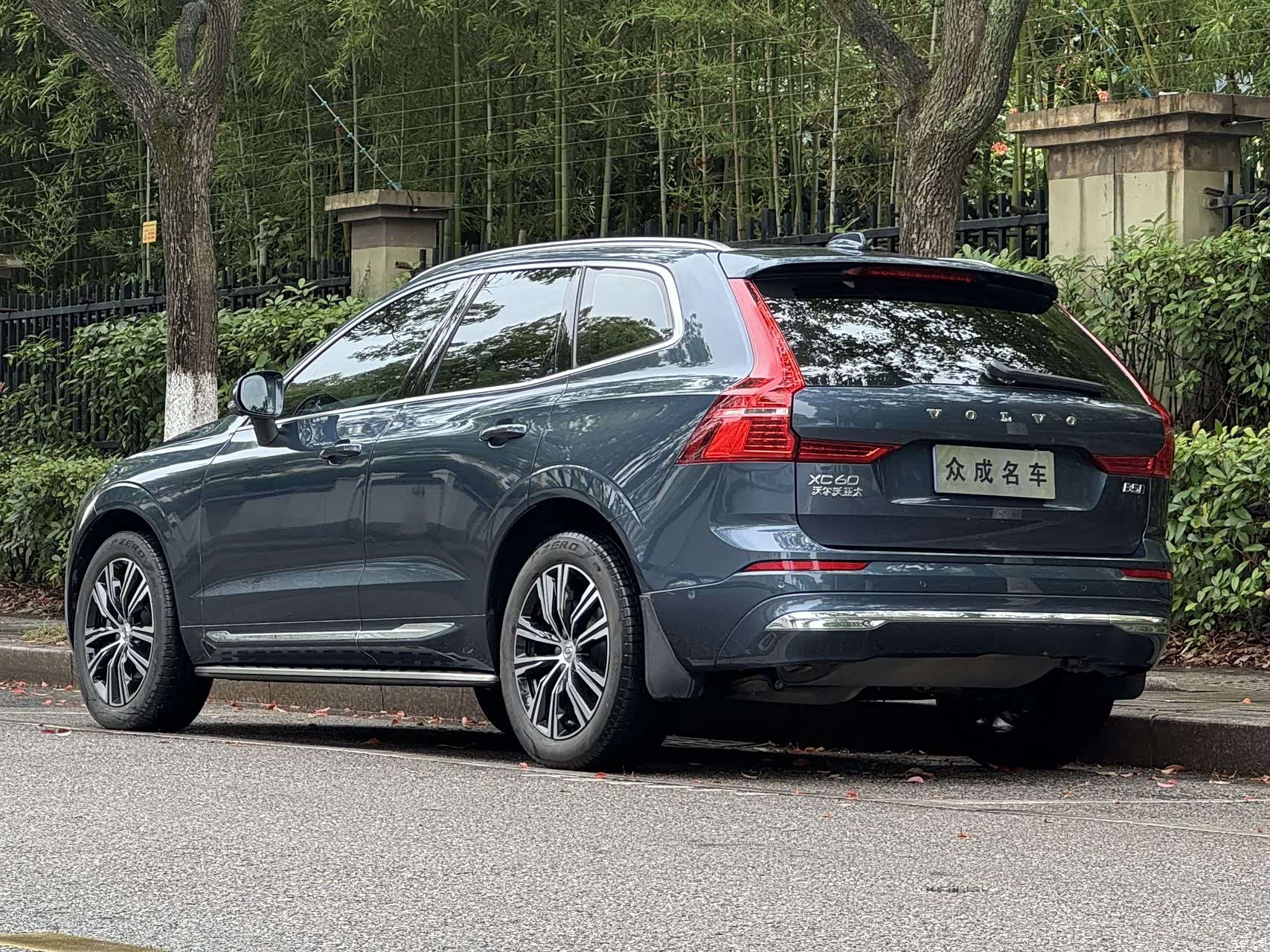 Volvo XC60, 2022 все фото