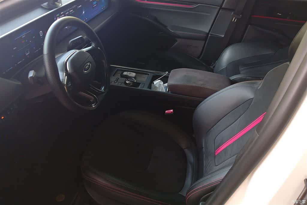 Ford Mondeo, 2024 9