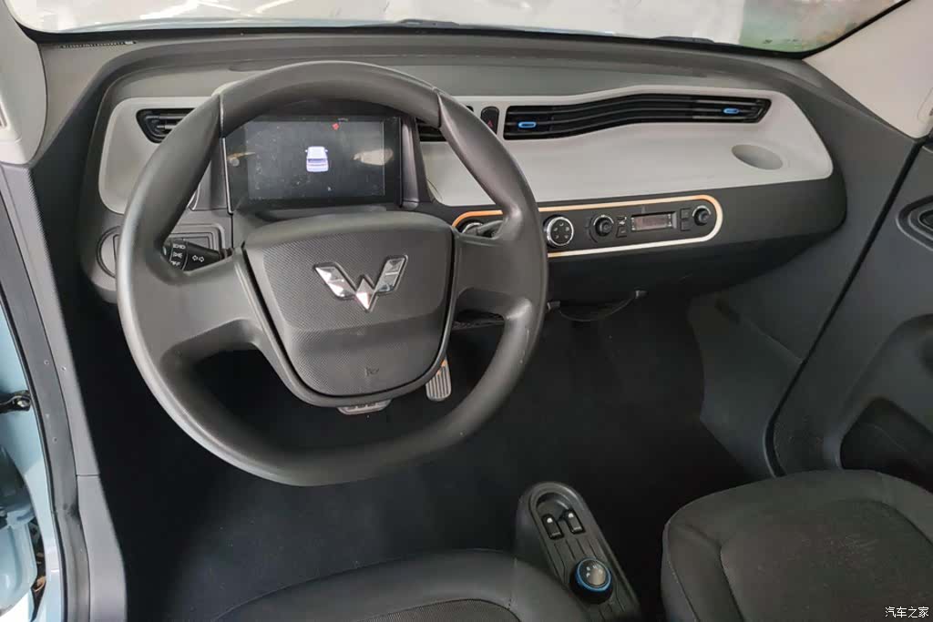 Wuling MINIEV, 2021 12