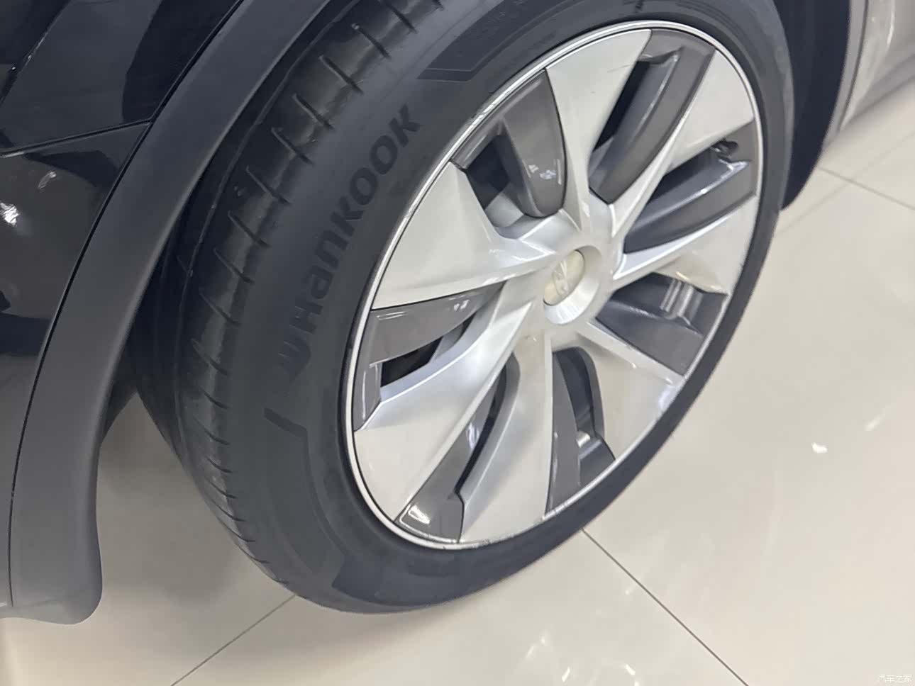 Tesla Model Y, 2022 12