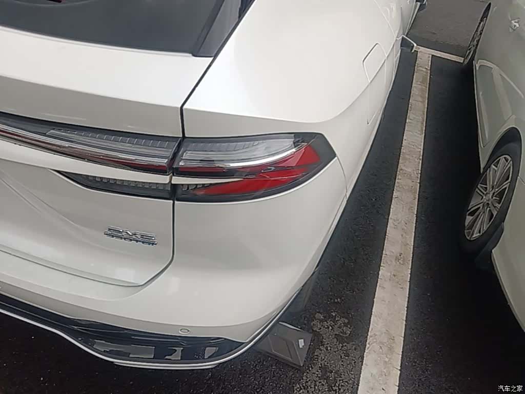 Roewe RX5, 2024 8