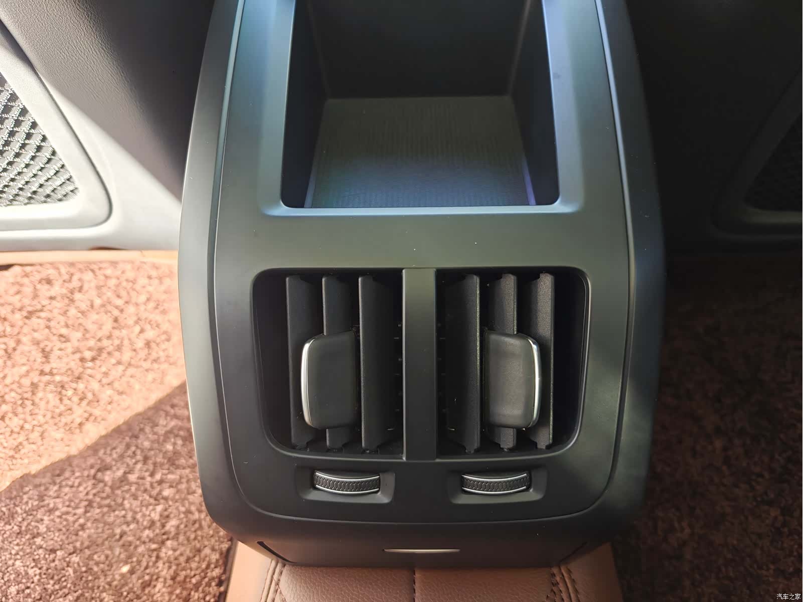 Volvo S90, 2020 11