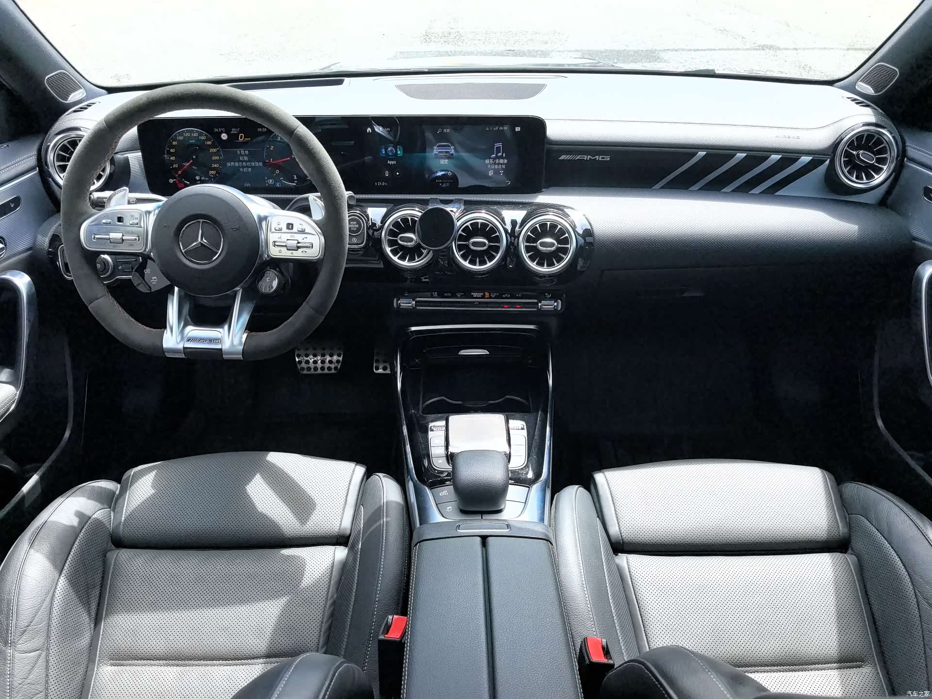 Mercedes-Benz A-Class, 2021 14