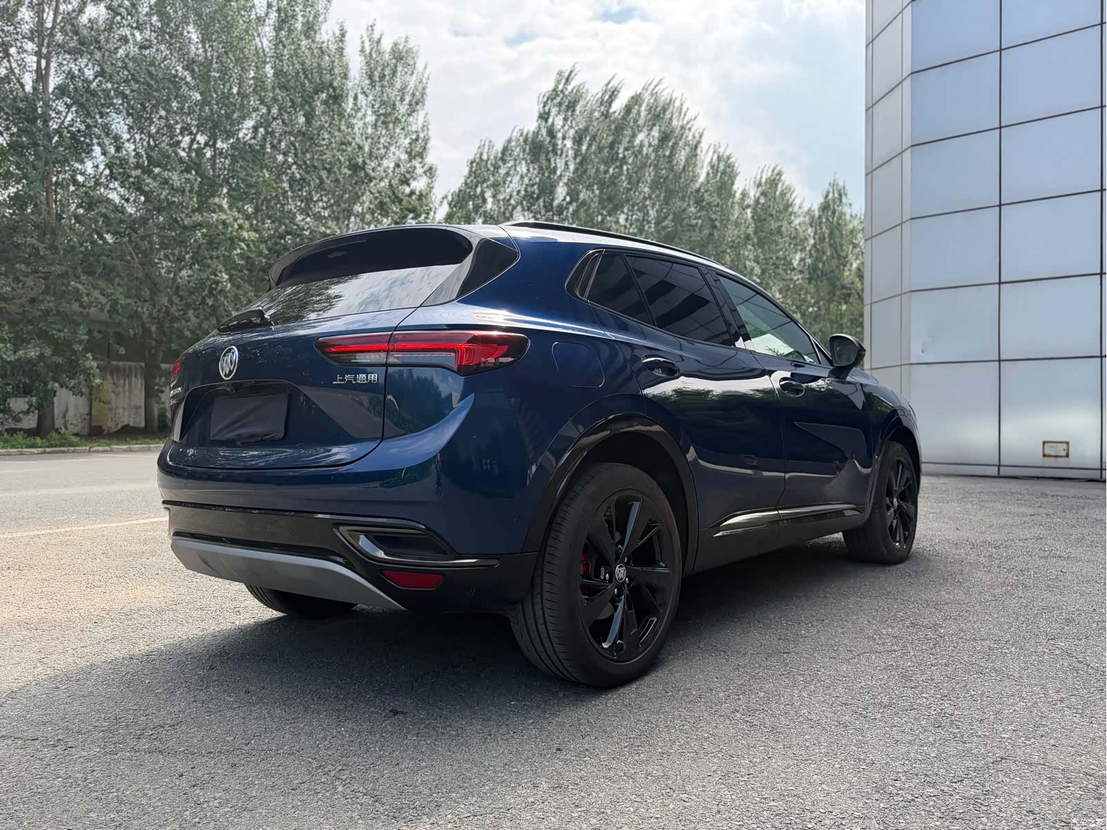 Buick Envision, 2022 все фото