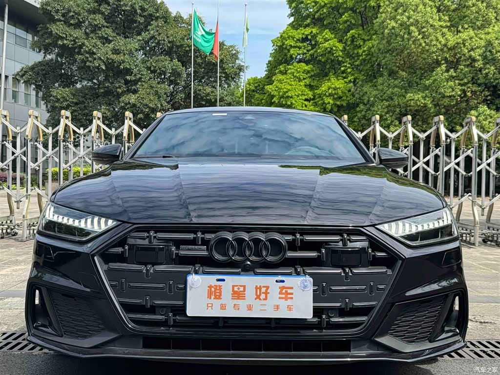 Audi A7L, 2023 2