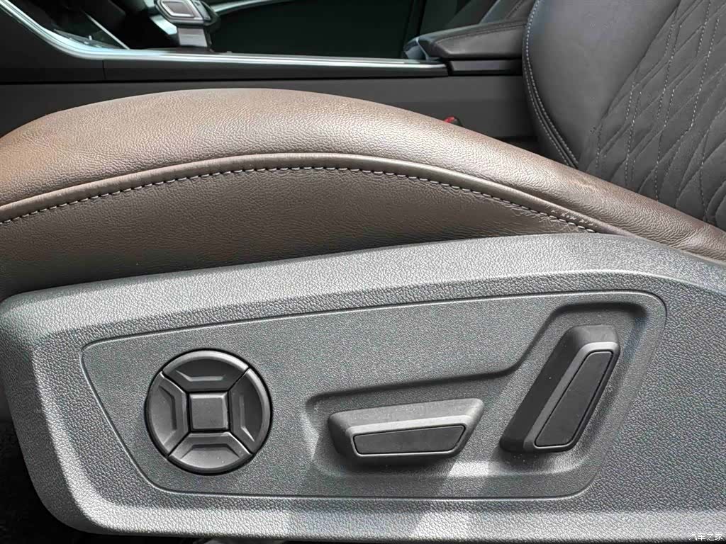 Audi A7L, 2023 17