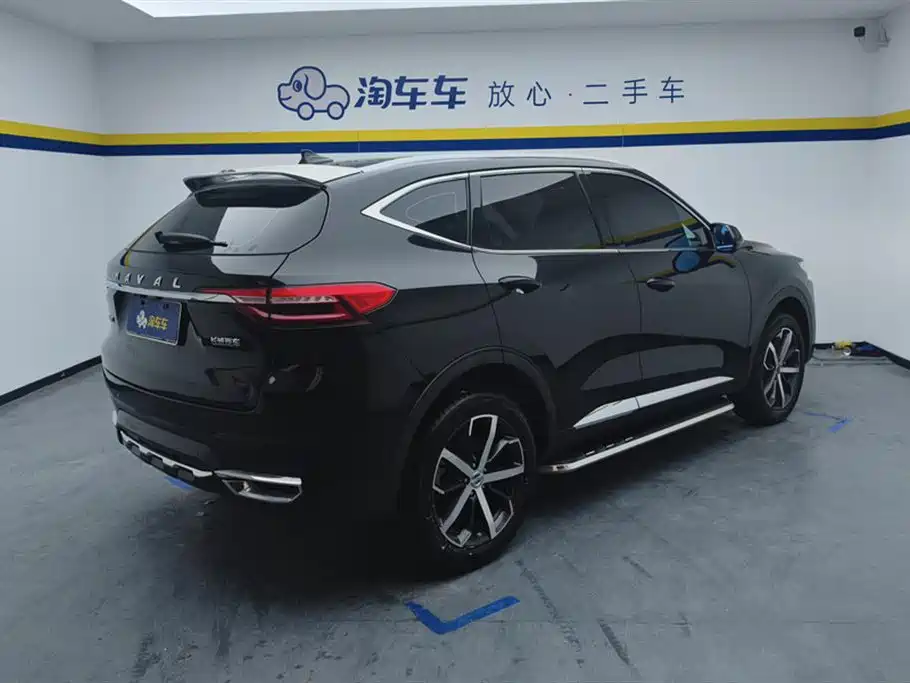 Haval F7