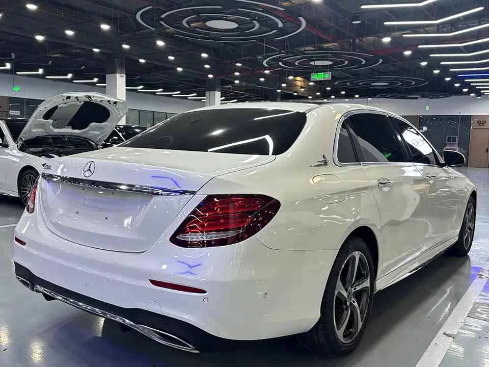 Mercedes-Benz E-class Mercedes-Benz E-class