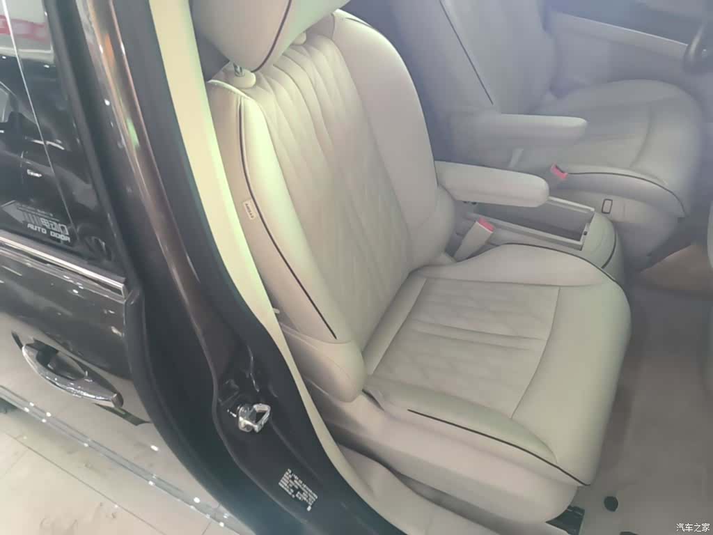 Buick GL8, 2022 25
