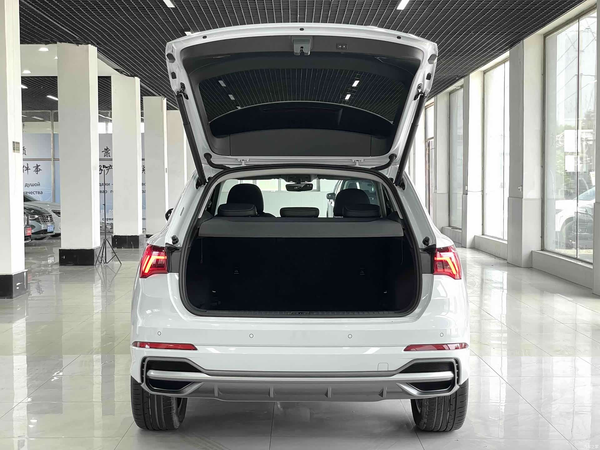 Audi Q3, 2022 16