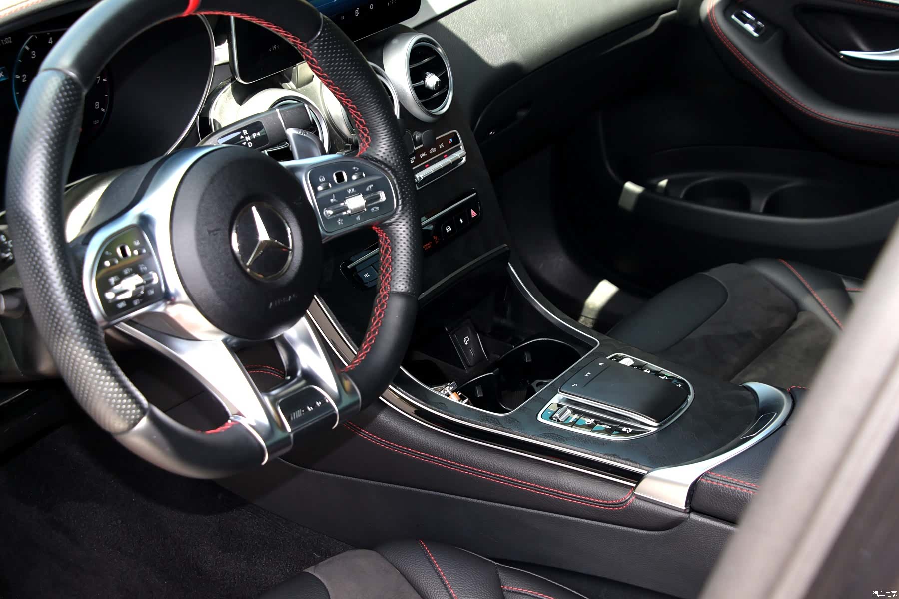Mercedes-Benz GLC, 2021 10