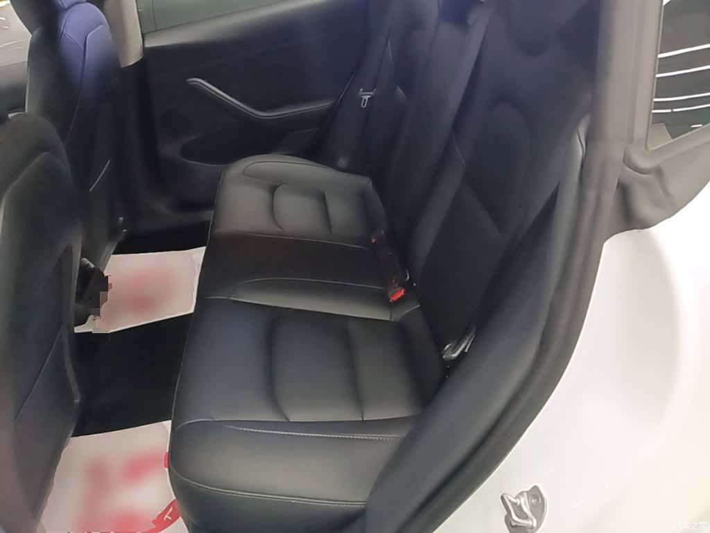 Tesla Model 3, 2022 17