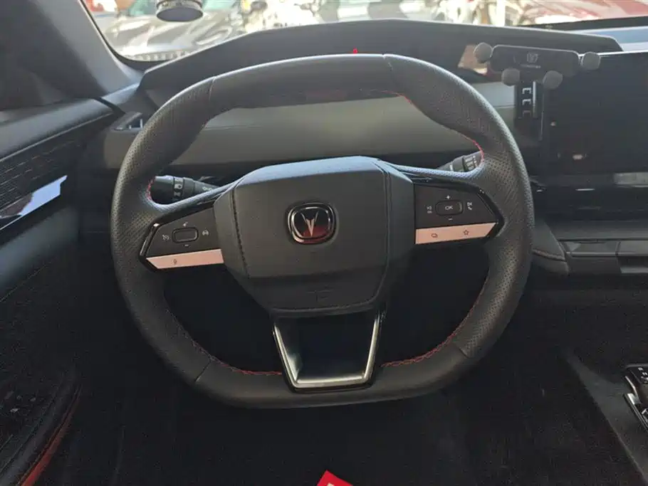 Changan UNI-V Smart iDD