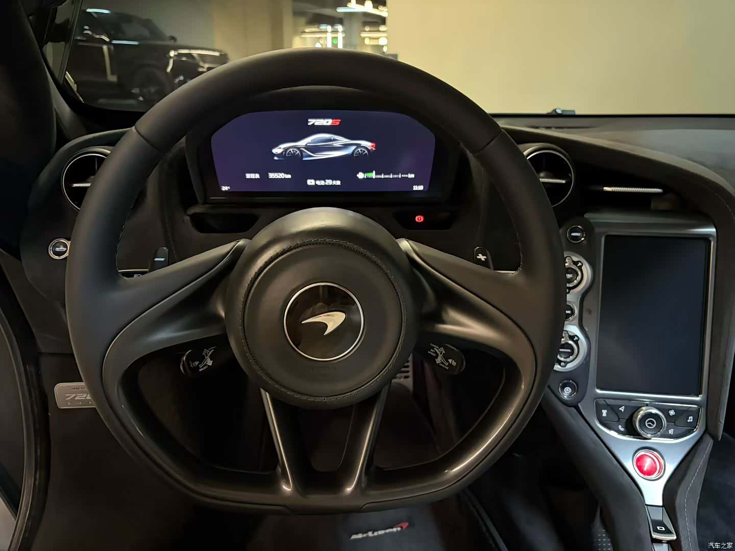 McLaren 720S, 2019 18