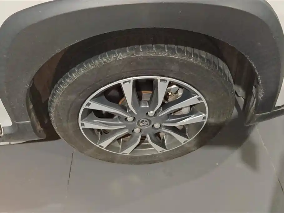 Toyota YARiS L Zhixuan